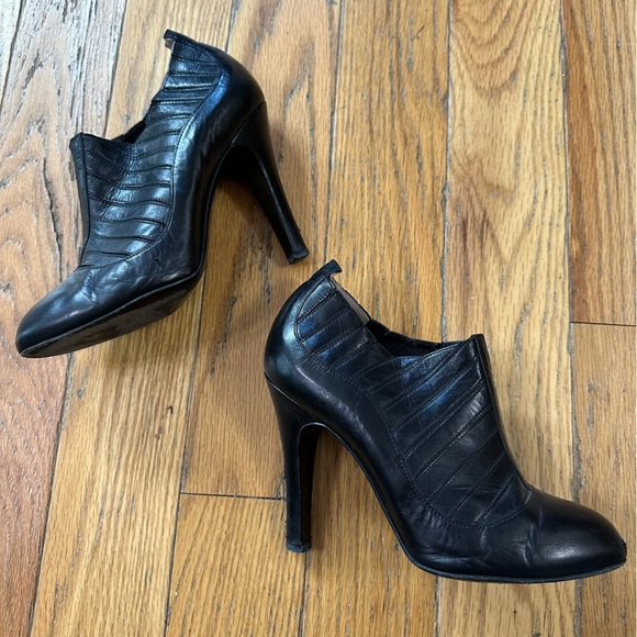 Chanel P NY Black Leather Ankle Booties Size 38 - Picture 2 of 10